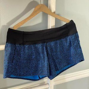 Speed Up Short Long 4” | Blue/black dots